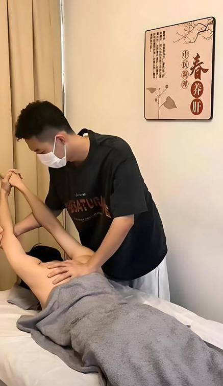 16—17女人毛片的相关介绍