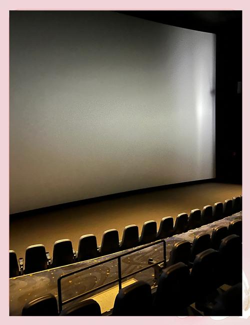 最新电影院上映电影推荐（2025热映大片片单、近期高口碑新片盘点、五一档期必看片目）