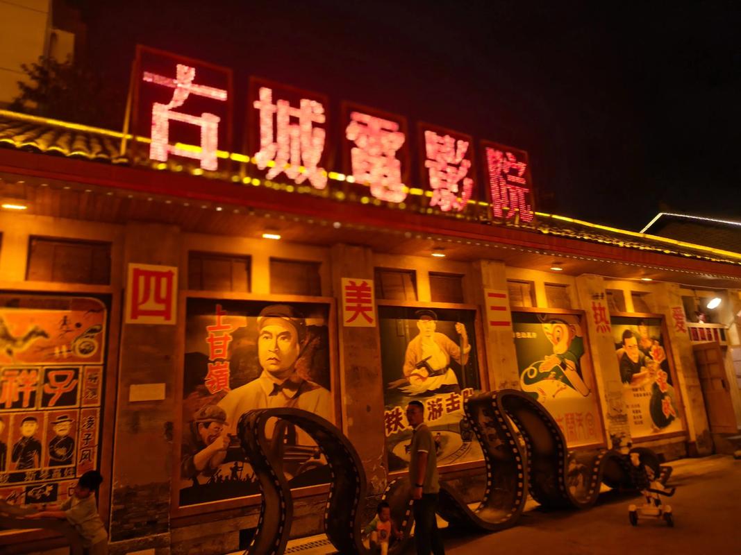 亚洲少妇一区二区在线：高清观看资源推荐，热门专区精选，私密观影体验