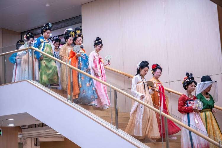 5d动感影院设备选购指南 | 沉浸式体验、游乐场设备、家庭影院系统