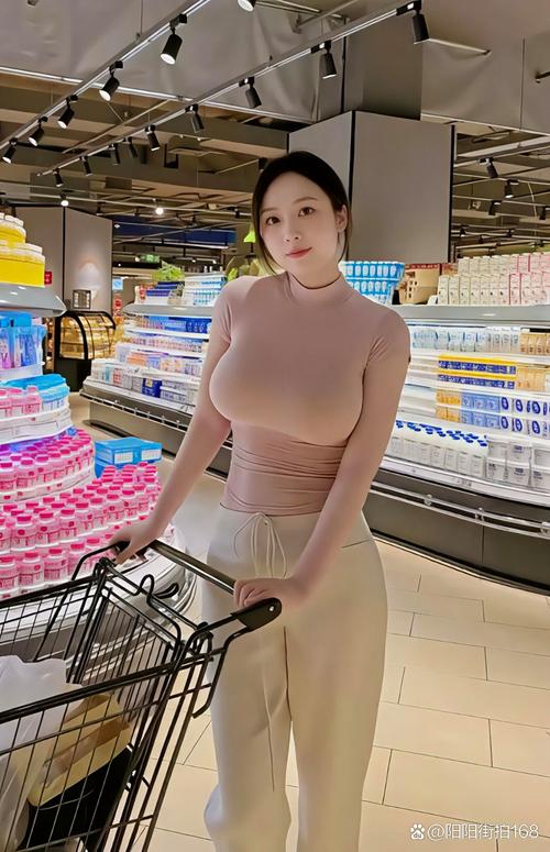 欧美一区二区三区 久久久的相关介绍
