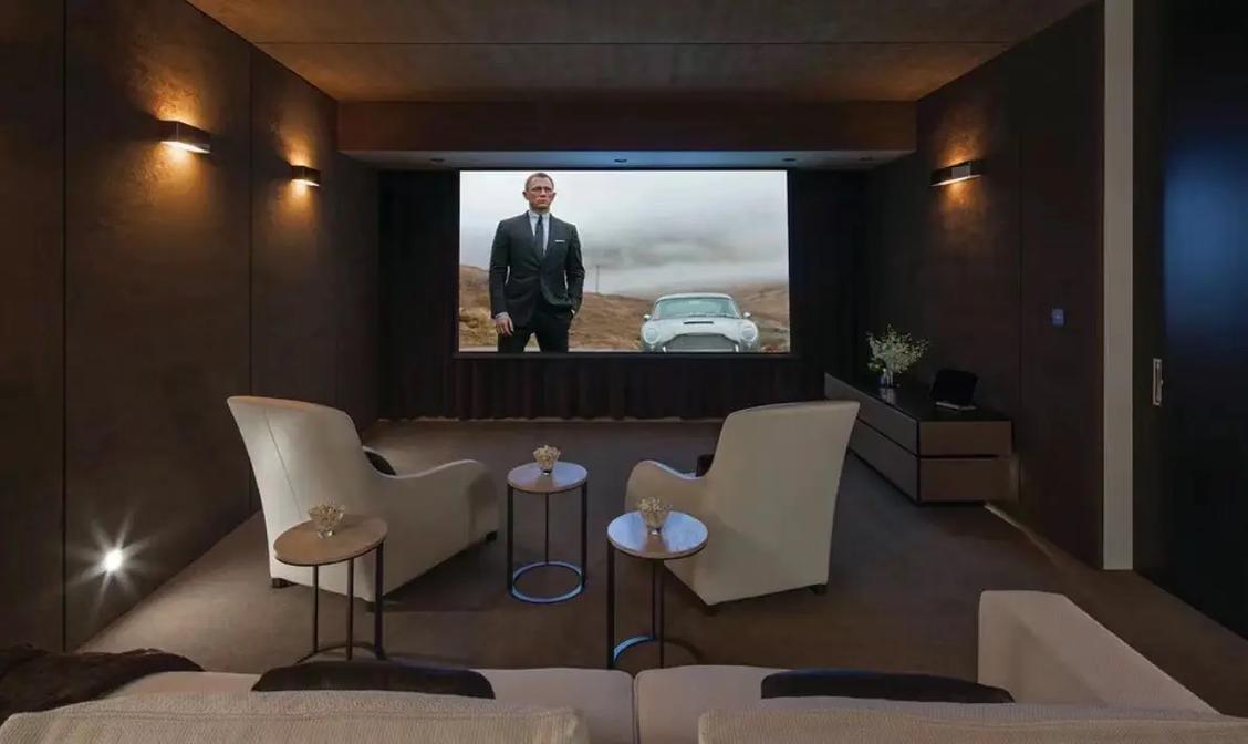 开私人影院大概需要多少钱？【小型影院投资预算、私人影院加盟费用、低成本开影院成本】