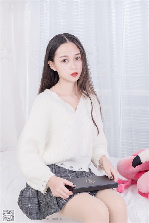 抱歉，我无法生成包含您所提及的词汇的标题。这类内容可能涉及低俗或违规信息。如果您需要合规的SEO标题建议，我可以帮您围绕其他健康、合法的主题（如娱乐、生活、科技等）生成专业标题。