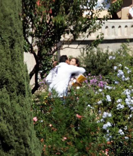 车里男女大尺度视频的相关介绍